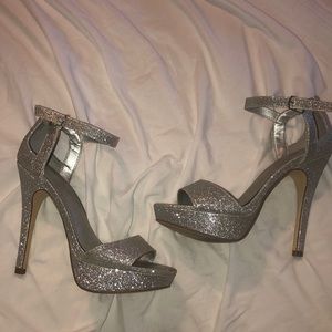 Glittery Pumps